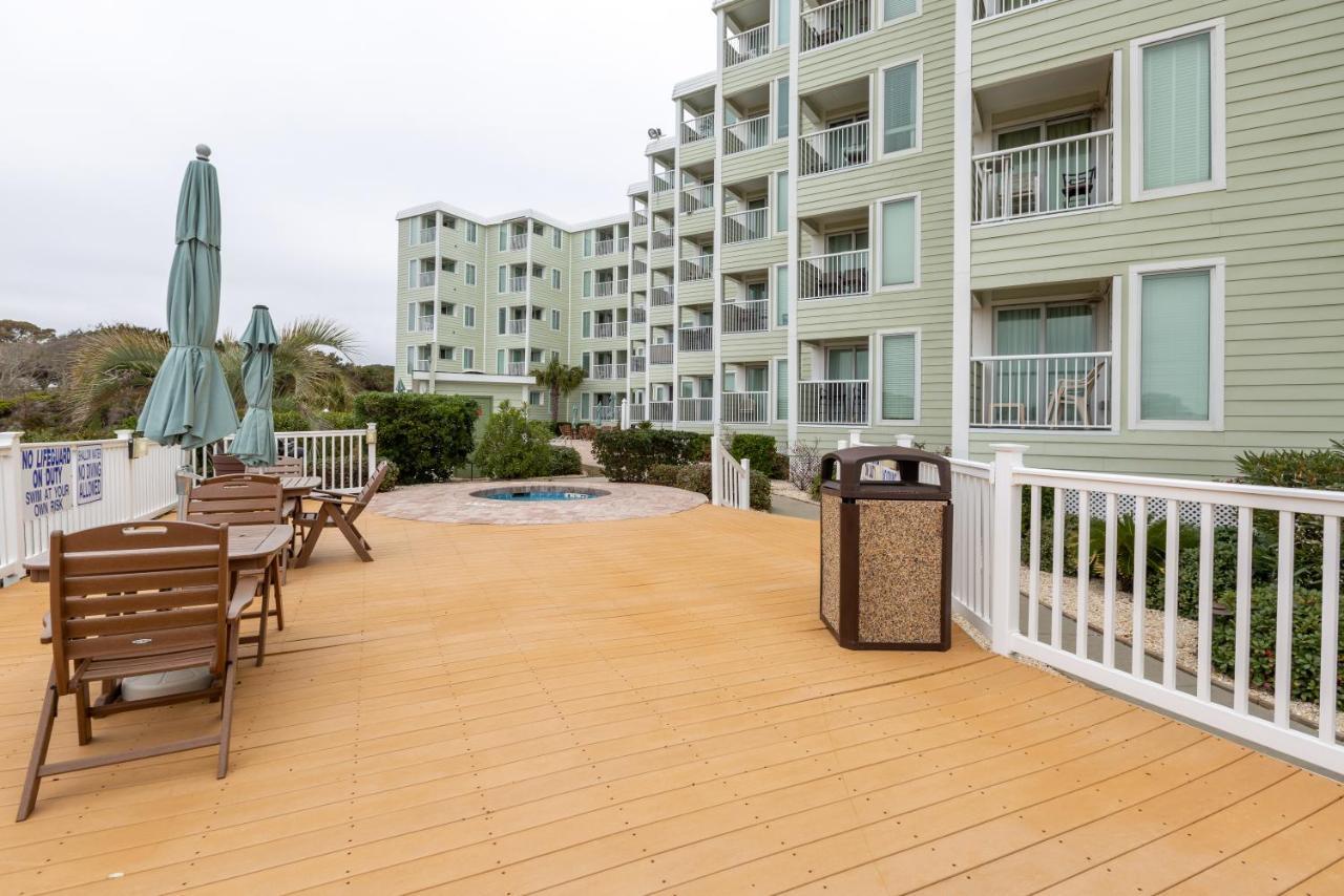 Sands Beach Club Briarcliffe Acres 外观 照片